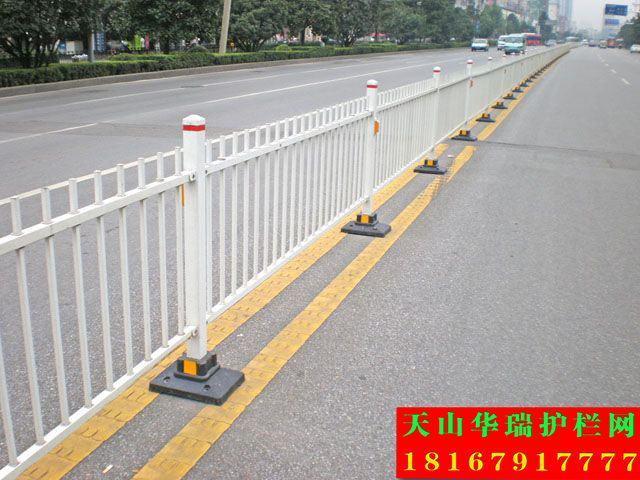 锌钢道路护栏